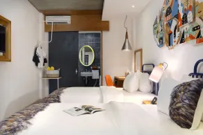 YATS Colony - Zimmer