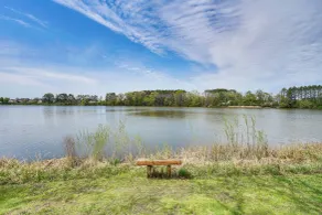 'love Lake Retreat w/ Hot Tub in New Richmond! - Innenbereich