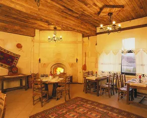 Burcu Kaya Hotel - Restaurante