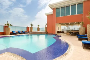 Ramada Resort by Wyndham Manama Seef - Pool