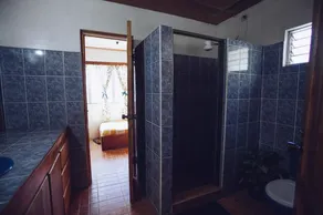 Spanish by the River - Boquete - Bathroom
