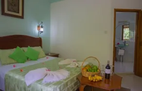 The Islander Hotel - Chambre