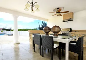Jolie Villa Entire villa in Noord, Aruba - In-room dining