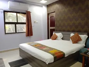 HOTEL VAIDYA REGENCY - Room
