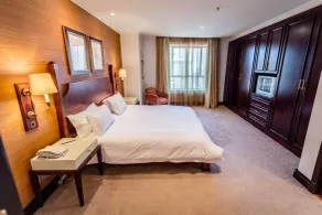 Michelangelo Towers - Room