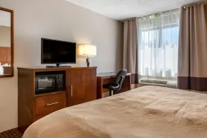 Quality Inn Saint Ignace I-75 - Chambre