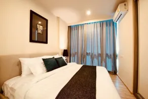 The Base Downtown Condo by Joy - Chambre