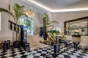 Le Yaca Saint-Tropez - Reception