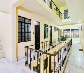 Hotel Vashistha - Vestíbulo