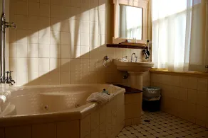 The Glenferrie Hotel Hawthorn - Bathroom
