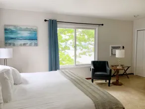 Churchill Pointe Inn - Room