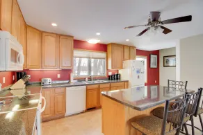 Family Nature Haven! Lakefront Pelican Lake Duplex - Innenbereich