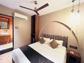 Hotel White Pearl - Colaba Mumbai - Room