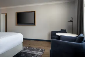 Edinburgh Marriott Hotel Holyrood - Room