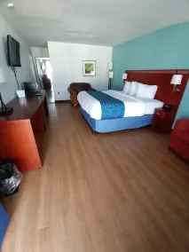 Travelodge by Wyndham Petersburg - Zimmer