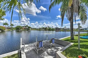 Dog-friendly Escape w/ Dock & Kayaks in Cape Coral - Interiør