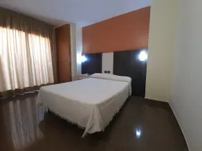 HOTEL MORELL - Room