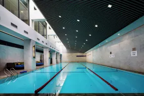 DoubleTree by Hilton Shanghai Hongqiao - Piscina