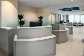 Courtyard by Marriott Nassau Downtown/Junkanoo Beach - Reception