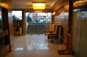 Hotel Radiance - Reception