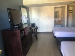 Budget Inn Denver Downtown - Room
