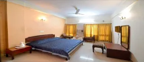 Blue Jay Tourist Complex - Room
