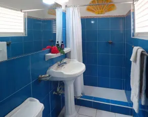 Sea Spray 50 Steps to the Sea, Silver Sands, 3 BR - Bathroom