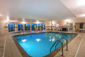 Courtyard Mankato Hotel & Event Center - Piscine