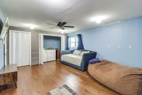 Lake-view Gem w/ Game Room in Long Pond! - Innenbereich
