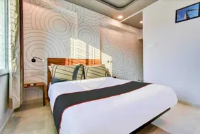 FabHotel Manomay Homes - Nr Manish Nagar - Rum