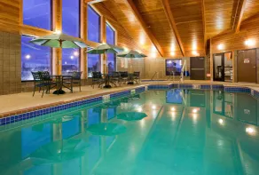 AmericInn by Wyndham Thief River Falls - Pool