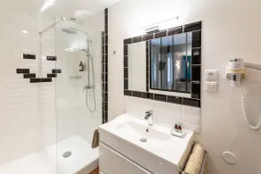 Hôtel Regina Gare Saint-Jean - Salle de bain