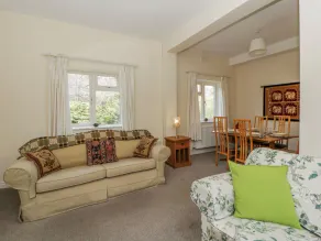 Gardener's Cottage - Interior