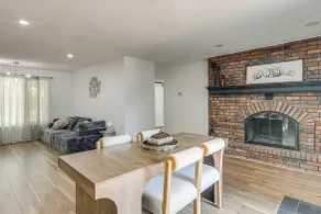 Great for Youth Sports Trips! Roomy Goddard Home - Innenbereich