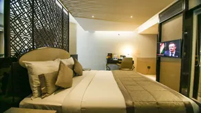 Hotel Sai Palace Grand Malad - Room
