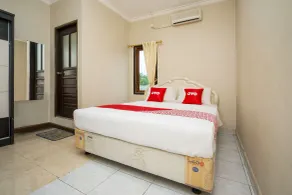 OYO 2181 Hotel Grand Yuda - Room