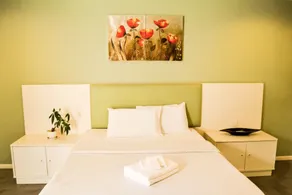 Qi Hotel and Club - Værelse