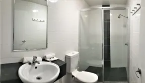 Yamba Central - Bathroom
