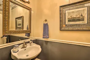 Historic Cedar Hill Mansion on Large Farm w/ Pool! - Interior