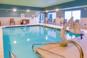 Holiday Inn Express & Suites Russellville by IHG - Pool