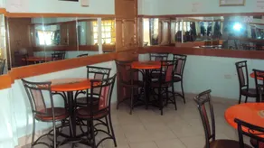 Tranquil Guest House Ol Kalou - Restaurant