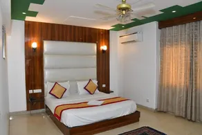 Hotel Impress By RMR Hotels - Camera