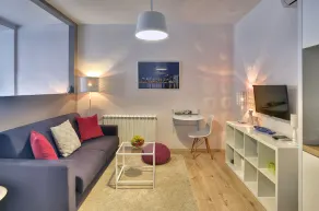 D&A Center Apartments with FREE Parking - Habitación