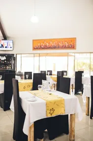 Hotel Serena Suite - Restaurant