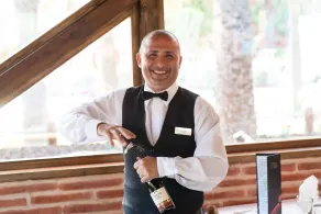 HL Miraflor Suites Hotel - Restaurant