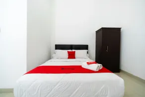RedDoorz at Jalan Perintis Kemerdekaan Makassar - Værelse