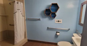HomeTowne Studios by Red Roof Egg Harbor-Atlantic City Airport - Salle de bain
