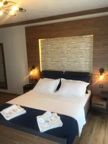 Kardeliz Butik Otel - Rom