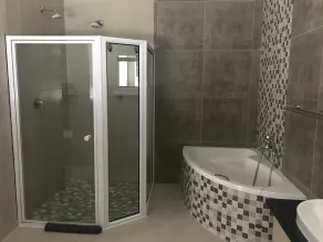 Bella Luna Bed and Breakfast - Bathroom