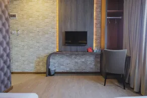 RedDoorz Plus near Gold Coast Ferry Terminal Batam - Værelse